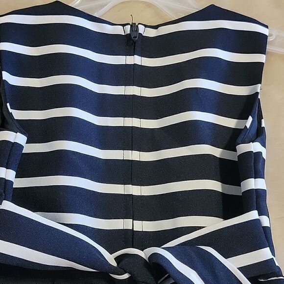 JESSICA ANN NAVY BLUE & WHITE STRIPED SLEEVELESS DRESS WITH YELLOW BOW, SIZE 3T - Picture 6 of 7